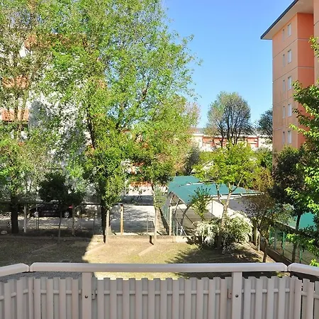 Apartment Two-bedroom 150m From The Bibione