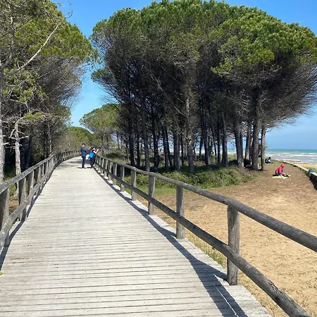 Two-bedroom 150m From The Bibione